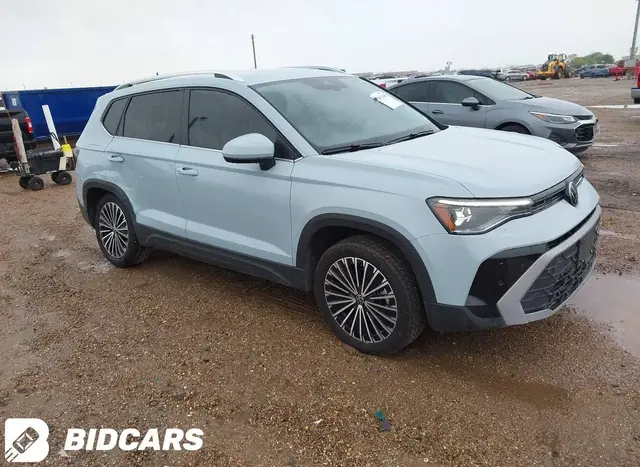 VOLKSWAGEN TAOS SE 2025
