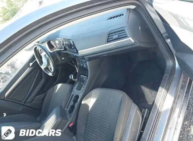 VOLKSWAGEN JETTA 2022