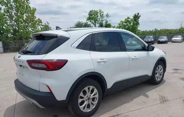 FORD ESCAPE ACTIVE 2023
