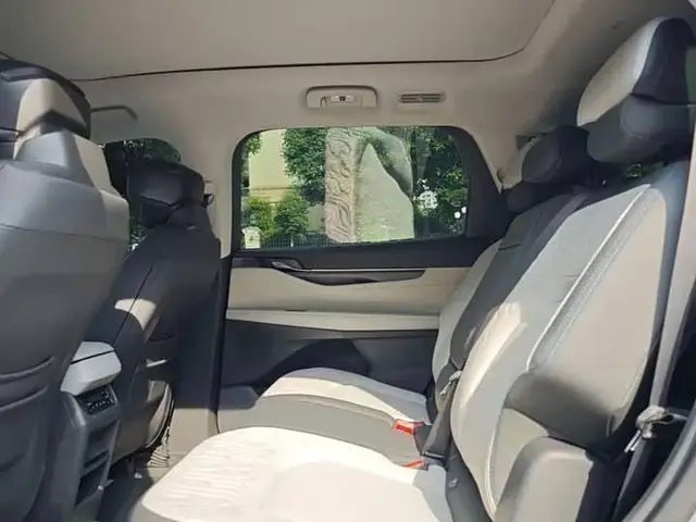 FORD EDGE LUXURY 2023