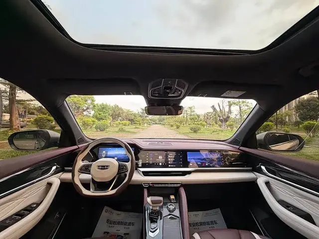 GEELY XINGYUE L PREMIUM 2024