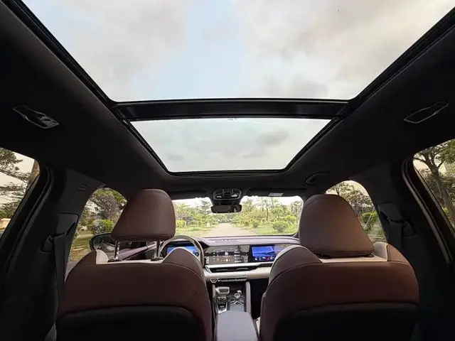 GEELY XINGYUE L PREMIUM 2024