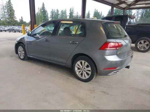 VOLKSWAGEN GOLF SE 2019