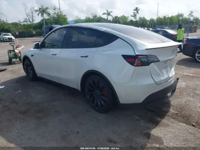 TESLA MODEL Y PERFORMANCE DUAL 2024