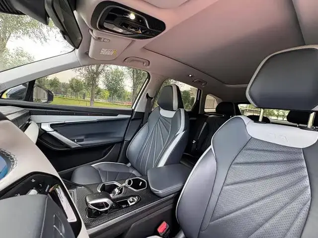 GEELY BOYUE L 2023