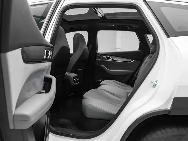 GEELY GALAXY M7 2026