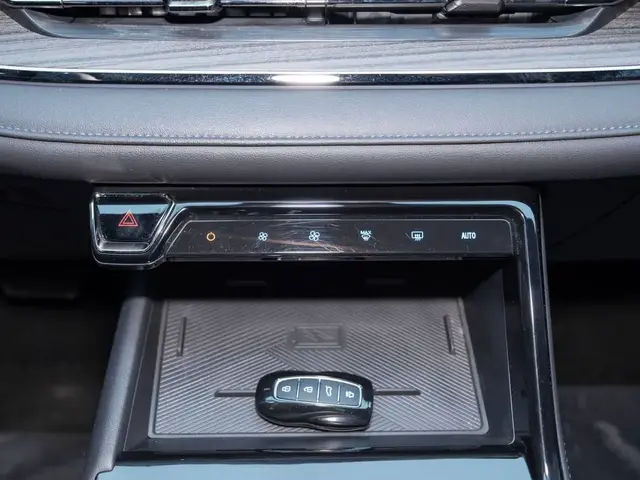 HYUNDAI TUCSON ДВА КОМПЛЕКТА КЛЮЧЕЙ 2022