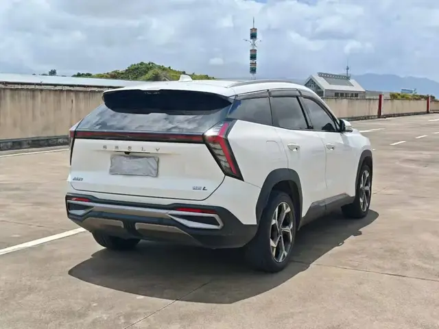 GEELY BOYUE L PREMIUM 2023