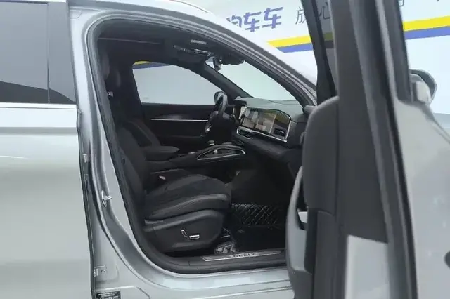 GEELY XINGYUE L 2024