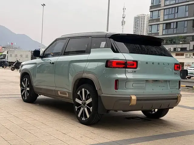 GEELY ICON PREMIUM 2023