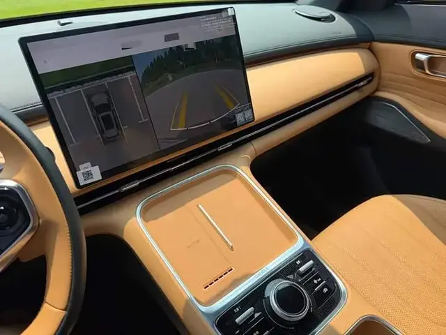 GEELY STARSHIP 7 2025