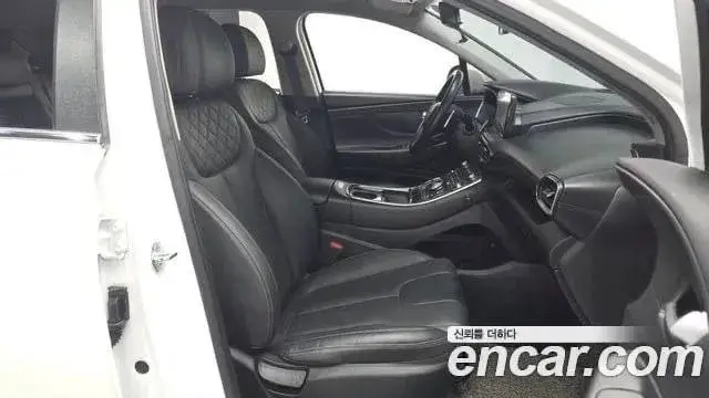 HYUNDAI SANTA FE 2022