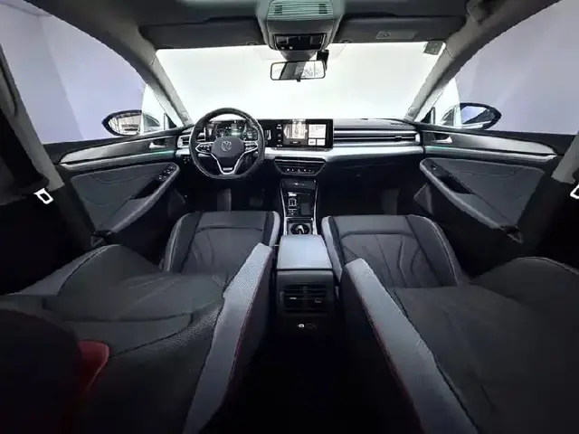 VOLKSWAGEN LAMANDO L 2022
