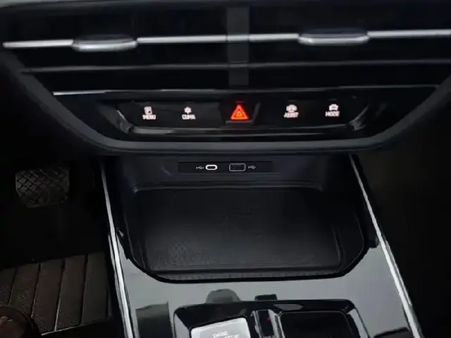 VOLKSWAGEN LAMANDO L 2022
