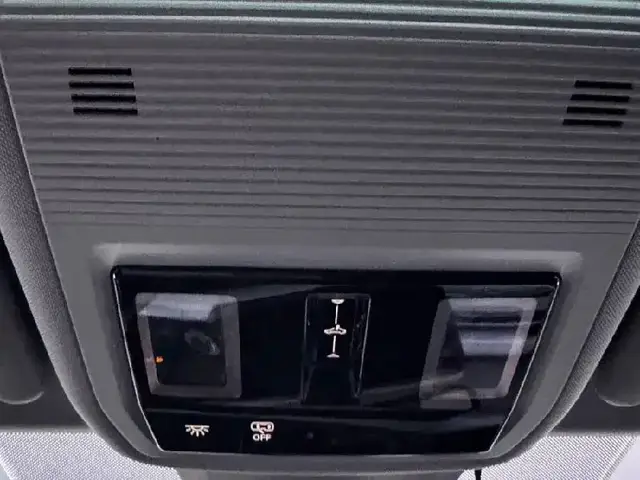 VOLKSWAGEN LAMANDO L 2022