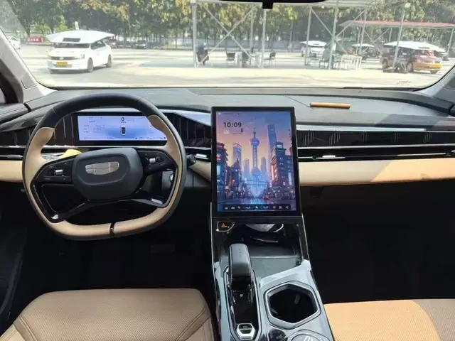 GEELY BOYUE L PREMIUM 2023