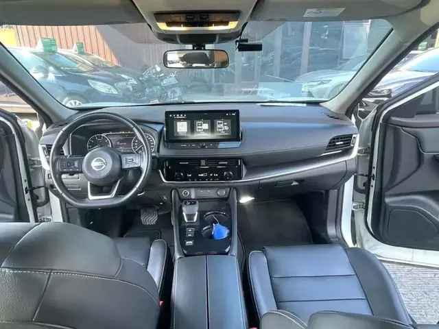 NISSAN X-TRAIL LUXURY 2021