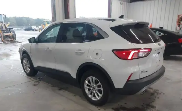 FORD ESCAPE SE 2021