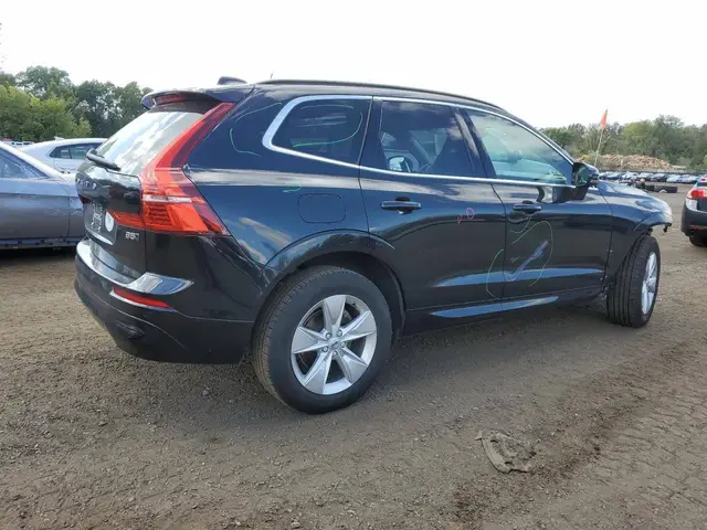VOLVO XC60 2022