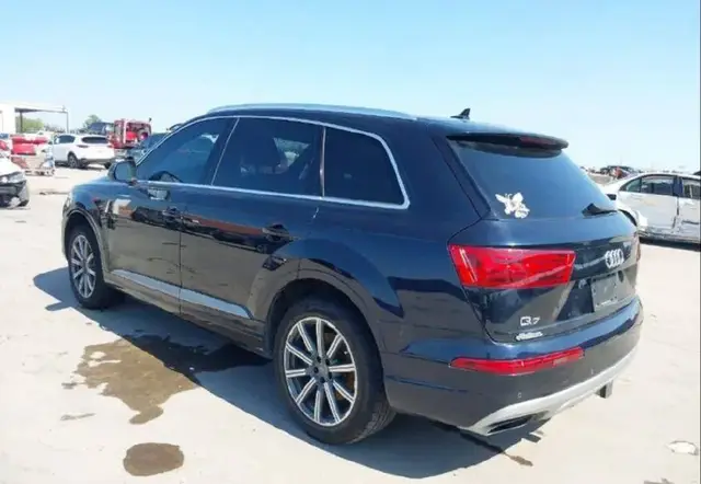 AUDI Q7 2018
