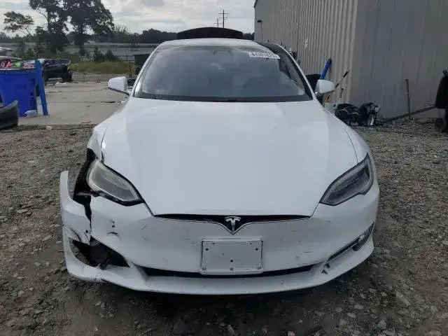 TESLA MODEL S 2018