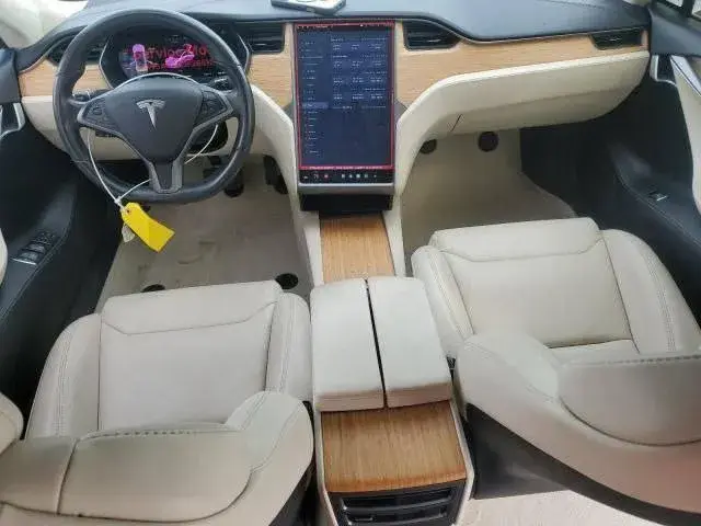 TESLA MODEL S 2018