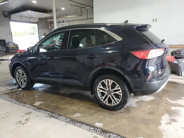 FORD ESCAPE 2021