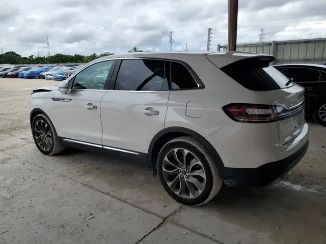 LINCOLN NAUTILUS 2023