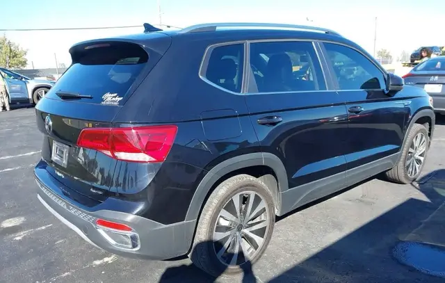 VOLKSWAGEN TAOS 2022