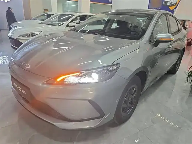 BYD SEAL DM-I SEAL 05 DM-I 2025