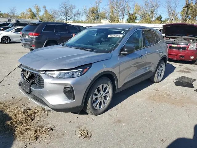 FORD ESCAPE 2023