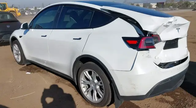 TESLA MODEL Y AWD/LONG RANGE 2023