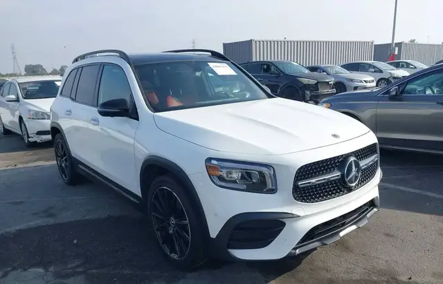 MERCEDES-BENZ GLB 250 4MATIC 2022