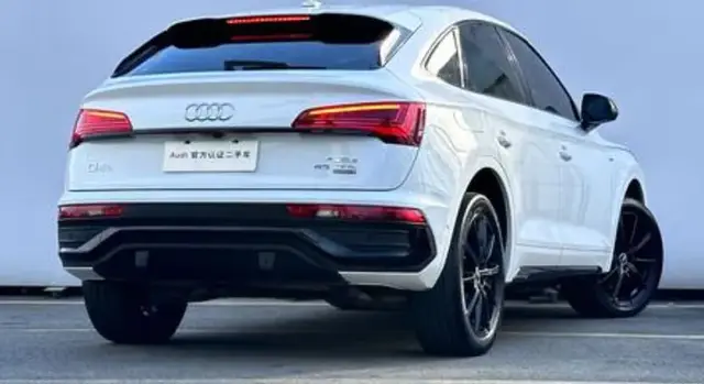 AUDI Q5L SPORTBACK 2021