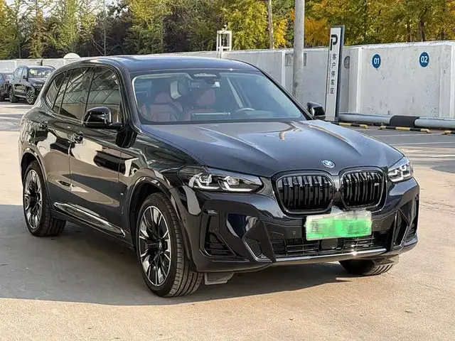 BMW IX3 2024