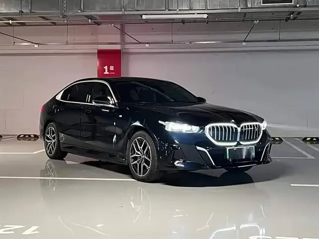 BMW I5 2025