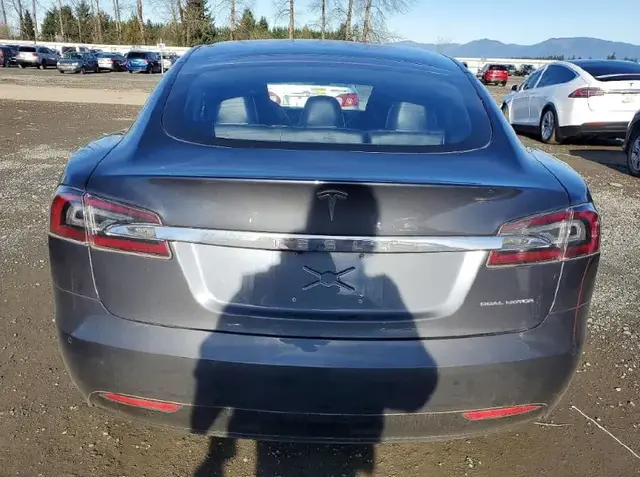 TESLA MODEL S 2019
