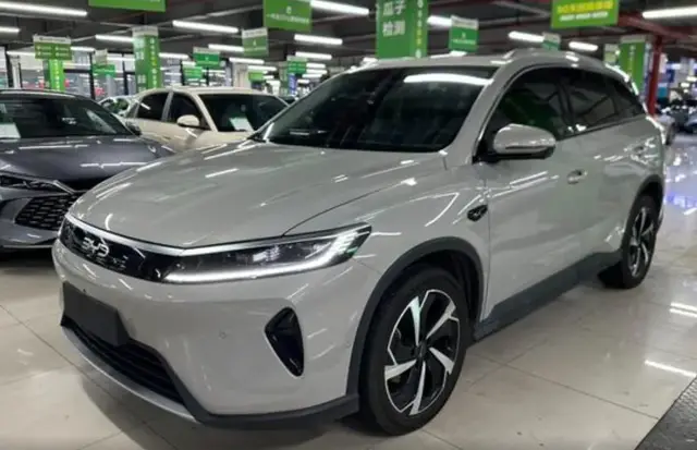 SMART VERSION DM-I 115KM DRIVING VERSION DM-I 115KM 2025