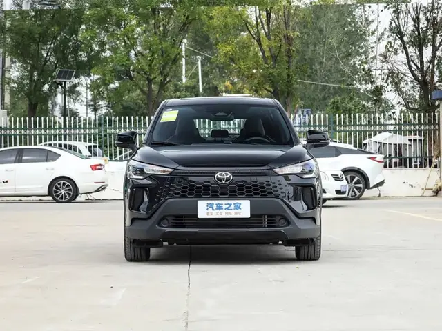 TOYOTA COROLLA CROSS 2026