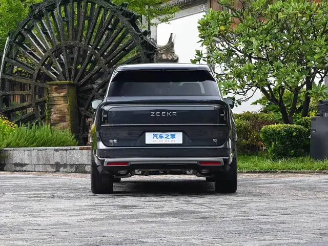 ZEEKR 9X 2026