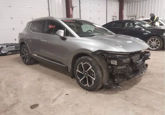 CHEVROLET EQUINOX EV LT 2025