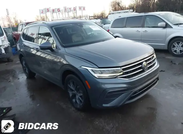 VOLKSWAGEN TIGUAN 2022
