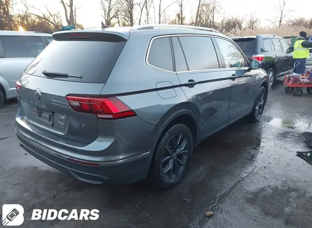VOLKSWAGEN TIGUAN 2022