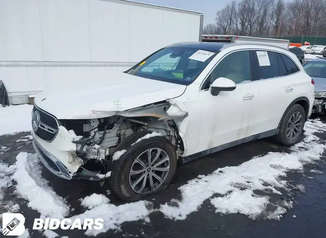 MERCEDES-BENZ GLC 300 4MATIC SUV 2023