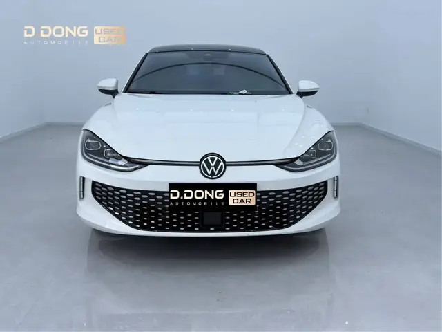 VOLKSWAGEN LAMANDO L 2023