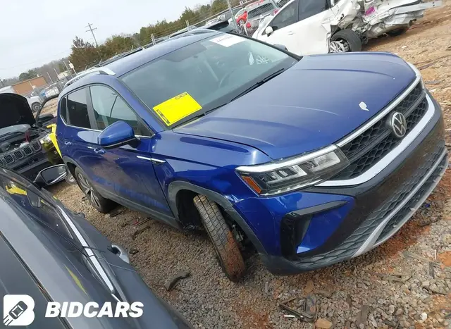 VOLKSWAGEN TAOS 2022