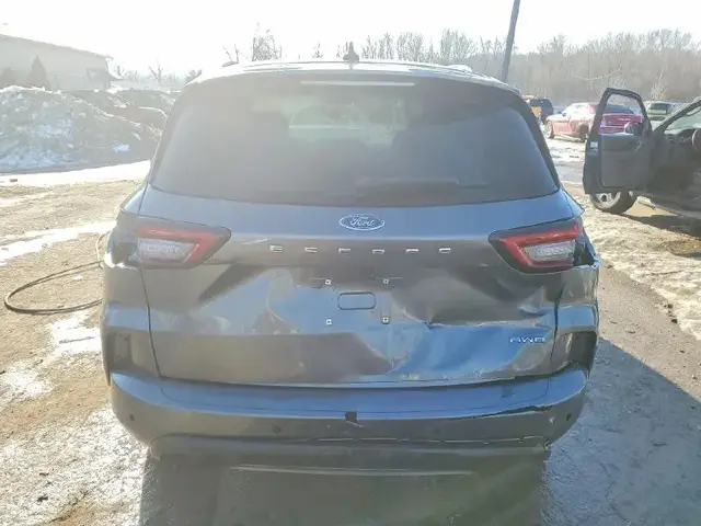 FORD ESCAPE ST LINE 2023