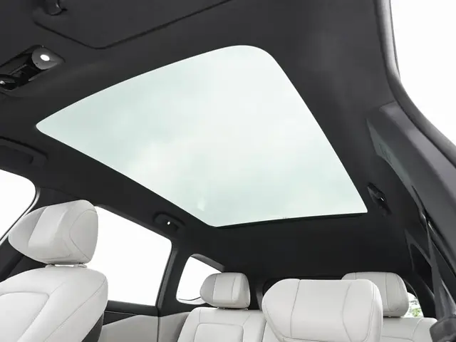 NISSAN NX8 2026