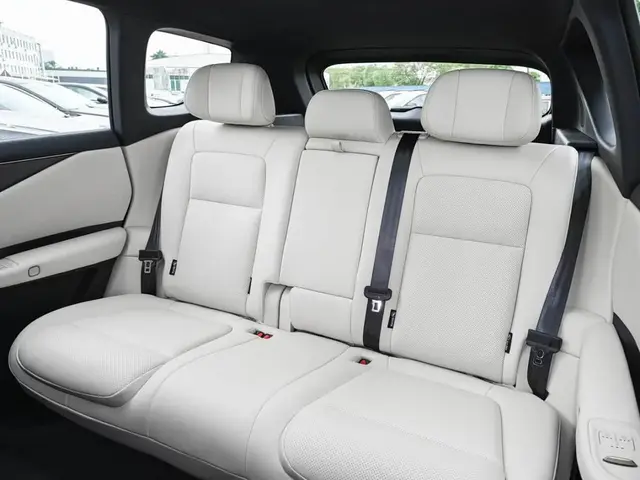 NISSAN NX8 2026