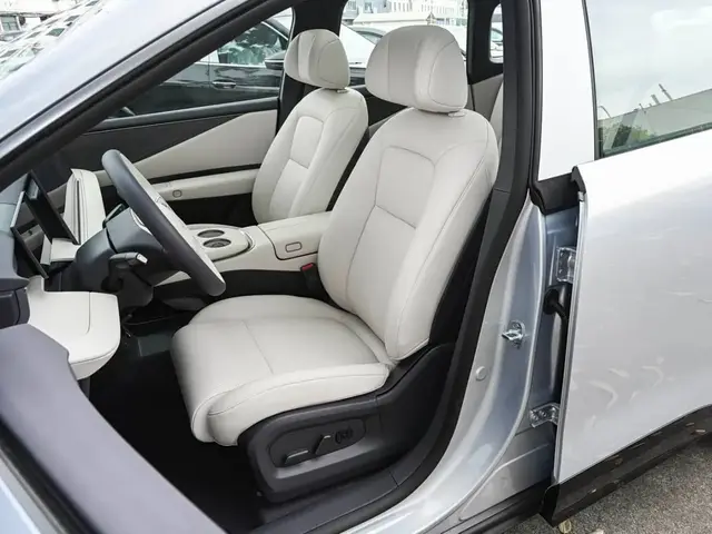 NISSAN NX8 2026